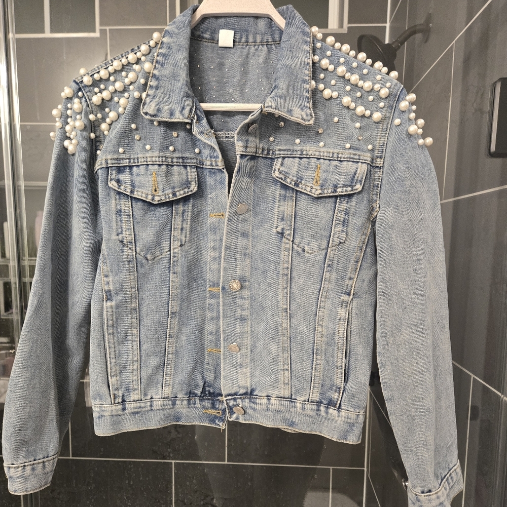 Pearl-Embellished Light Wash Denim Jacket - Women's